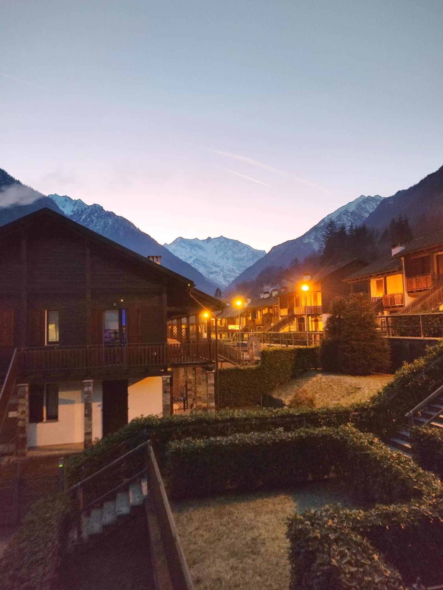 Vila La Dimora Delle Corti Vanzone Exteriér fotografie